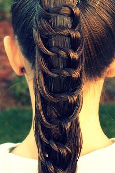 lovely vintage hair style Hair Knot, A Ponytail, Fishtail Braid, Long Brown Hair, Wedding Idea, Hair Today, Great Hair, Hair Dos, Gorgeous Hair