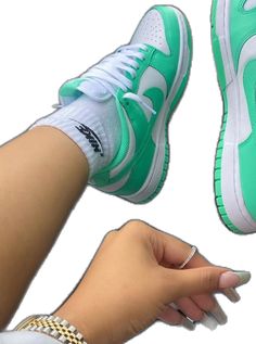 Nike Low Dunk, Nike Cortez Shoes, Cortez Shoes, Nike Presto, Nike Airforce 1, Training Sneakers, Nike Training, Pink Nikes, Nike Green