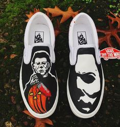 Michael Myers Vans Customised Vans, Tie Sneakers, Custom Shoes Diy, Halloween Shoes, Skater Shoes, Painted Sneakers