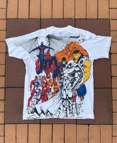 Anime Tees, Outfits Vintage, Vintage Clothing Men, Men's Outfits, Men's Bags, Vintage Clothes, Ear Jewelry, Marvel Dc, Vintage Clothing