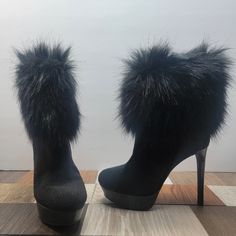 New In Box Gianni Bini Dimitria Black 5.5m Zip Up Side Faux Fur Collar Shell 100% Wool Lining 100% Satin Platform Heel Booties Gianni Bini Rhinestone Boots, Fur High Heel Boots, Black Ankle Boots With Faux Fur Trim, Black High-top Boots With Faux Fur Lining, Black Ankle-high Platform Boots With Sculpted Heel, Gianni Bini Shoes, Black Platform Heels, Gianni Bini, Black Platform