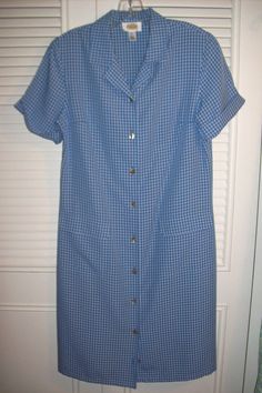 "Great spring and summer cooler ! Short dress by Talbot's. Cotton. Bust measures 38\", length 39\". Two front pockets. Vintage treasure ! No flaws of any kind. Stored with TLC Comes from a smoke-free home." Fitted Daywear Dresses With Pockets, Vintage Dresses With Pockets And Relaxed Fit, Beach Collared Dress With Pockets, Beach Dress With Pockets And Collar, Beach Dress With Collar And Pockets, Collared Beach Dress With Pockets, Summer Cotton Collared Dress, Summer Dresses With Pockets For Daywear, Blue Retro Cotton Skort