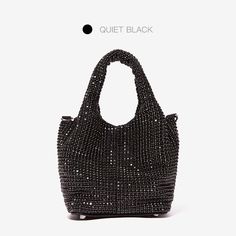 Brand Name: MABULAOrigin: CN(Origin)Main Material: CanvasPlace Of Origin: GUANG DONG ProvinceShape: MinaudiereOccasion: VersatileExterior: NONEClosure Type: HaspDecoration: NONEDecoration: DiamondsHardness: HARDGender: WOMENPattern Type: SolidInterior: No PocketStyle: Fashion Sweater Bags, Bucket Purse, Bucket Handbags, Party Purse, Women Shoulder Bag, Luxury Diamonds, Evening Handbag, Diamond Cross, Chain Bag