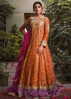 Pakistani Designer Sana Abbas replica suits online Anarkali Frock, Pakistani Party Wear Dresses, Shadi Dresses, Pakistani Party Wear, Pakistani Wedding Outfits, Pakistani Bridal Dresses