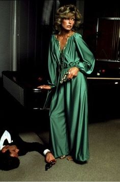 Style Année 80, Look 80s, Disco Fashion, Fashion 70s, Charlie's Angels, Satin Jumpsuit, Look Retro, 70s Disco