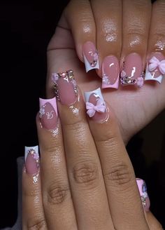 Nails Acrylic Wedding Guest, Blush Pink Nail Ideas, Cute Nail Ideas For School Short, Shorts Nails Designs, Shorties Nails Simple, Birthday Nails Ideas Acrylic, Pink And White Prom Nails, Acrylic Nail Designs Birthday, Pink Inspired Nails