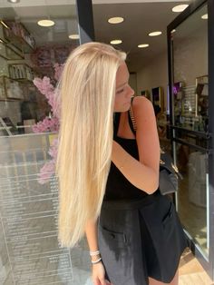 Honey Cream Blonde Hair, Pretty Blonde Hair Colors, Dream Blonde Hair, Bright Blonde With Dimension, Partial Blonde Highlights On Blonde Hair, Surf Blonde Hair, Natural Bright Blonde, Long Layered Blonde Hair, Full Head Of Blonde Highlights