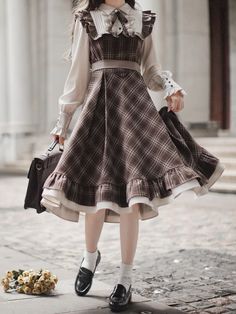 Brown Plaid Pattern Dress with Belt Fake Two-pieces Brown And White Dress, Brown Aesthetic Clothing, Brown Plaid Dress, Baker Outfit, Cute Brown Outfits, Brown Clothing Aesthetic, Brown Dress Aesthetic, Doll Outfits Aesthetic, Dark Academia Dresses