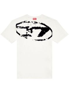 white/black cotton jersey texture distressed effect flocked logo crew neck drop shoulder short sleeves straight hem Merch Drop Graphic, Supreme Graphic Tee, Simple Graphic Tees, T Shirt Graphics, Diesel Shirt, Black And White Graphic Tee, Industrial Clothing, Cute Online Clothing Stores, Diesel Shirts