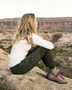 Fall Hiking Clothes, Wander Outfit, Trekking Outfit, Camping Outfits For Women, Cute Hiking Outfit, Hiking Outfit Fall, Hiking Outfit Women, Summer Hiking Outfit, Hiking Fashion