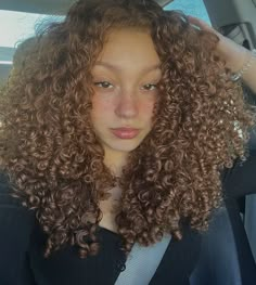 Honey Ginger Curly Hair, Dyed Light Brown Curly Hair, Light Brown Hair Dye Curly Hair, Ginger Died Curly Hair, Honey Brown Hair Color Curly Hair, Light Brown Afro Hair, Light Brown Hair On Curly Hair, Light Honey Brown Hair Curly, Honey Brown Curly Hair Black Women