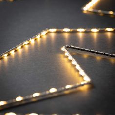 some lights that are laying on the ground