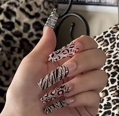 Black Emo Acrylics, Y2k Goth Nails Acrylic, Square Nail Ideas Long, Long Almond Nails Y2k, Paeka Degallo Acrylic Nails, Y2k Nail Inspo Long, Jersey Shore Inspired Nails, Coy3.0 Outfits, Zebra Nails Y2k