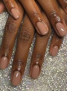 Cute No Chip Nail Designs, Black Manicure And Pedicure, Black Women Manicure, Natural Neutral Nails, Summer Nail Colors Black Women, Neutral Nails For Dark Skin, Skin Colour Nails, Elegant Nails Black Woman, Short Gel Nails Black Women