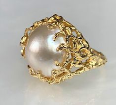 ad eBay - A romantic and feminine one of a kind genuine "Mabe" pearl ring with unique golden "branches" as prongs set in 14k yellow gold. Antique Jewelry Rings, Gold Pearl Ring, Mabe Pearl, Ring Pictures, Gold Pearl, Pearl Ring, A Romantic, Cute Jewelry, Vintage Watches