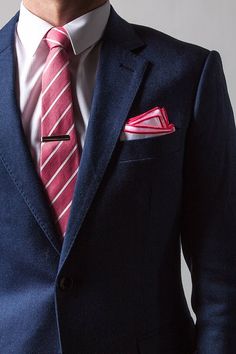 Fuschia Edged Linen Pocket Square Summer Formal Suit And Tie Accessories With Pocket Square, Elegant Formal Summer Handkerchiefs, Dressing Men, Pocket Square Styles, White Pocket Square, Suits Style, Manly Stuff, Office Suits, Man Suits