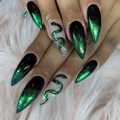 Nails Quinceanera, Beach Toenails, Quinceanera Nails, Halloween Nails Diy, Horror Nails