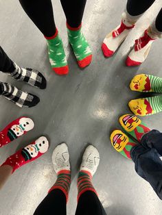 #friends #christmas #socks #together Girl Puppets, Christmas Sock, Friends Christmas, Christmas Socks, Funny Christmas, Christmas Humor, Puppets