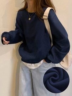 Blue Sweatshirt Outfit, Pallet Blue, Tonal Outfits, Retro Outfit, Pullovers Outfit, Navy Blue Sweatshirt, Ideal Closet, Fall Must Haves, Streetwear Mode