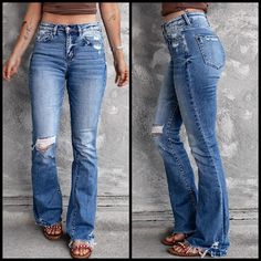 Cute Ripped Boot Cut Jeans, Sweaters With Boot Cut Jeans, Fall 2022 Boot Trends With Jeans, Cute Ripped Bootcut Jeans, Boot Cut Jeans With Boots Women, Cute Western Ripped Jeans, Ripped Jeans For Women Over 50, Ladies Bootcut Jeans, Boots Jeans Women