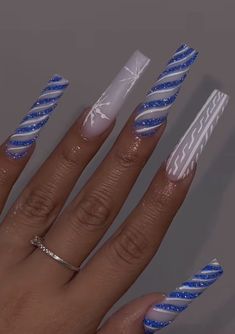 New Years Nails Stiletto, Pink Fake Nails, Easy Nail Design, Blue Christmas Nails, Time Nails, Full Cover Nail Tips, Nail Practice, Girly Acrylic