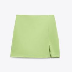 Nwt Zara Apple Green Skort. High Waisted. Combination Band Detail At Side Front Slit. Side Hidden In Seam Zip Closure. So Cute On!! Colors Is Pretty Light/Bright Green That Can Pair With A Lot! Green Fashion Outfits, Light Bright, Zara Skirts, Pretty Lights, Apple Green, Green Fashion, Bright Green, Green Colors, So Cute