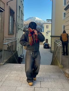 Winter outfit | carhartt detroit jacket | scarf outfit | baggy jeans | layered outfit Mens Outfits Layering, Scarf Fits Men, Detroit Carhartt Jacket Outfit, Baggy Outfit Ideas Winter, Carhartt Baggy Jeans, Detroit Carhartt Jacket, Winter Outfits Carhartt, Jackets Men Fashion Winter, Winter Guy Outfits