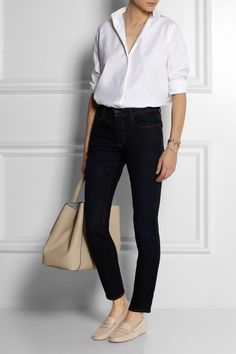 How To Wear Loafers Women, How To Wear Loafers, Minimalist Moda, Chique Outfit, Casual Styles, Elegante Casual, Classy Casual