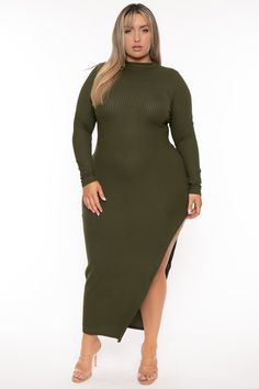 This plus size, stretch knit  maxi dress features mock neck,  long sleeves, dome button closure  with a keyhole back, high side slit and a  maxi bodycon silhouette.  Made in USA   Content + Care 87% Polyester & 13% Spandex Machine Wash Cold   Model Measurement Wearing a Size 2X Height: 5' 10" Bust: 44" Waist: 40" Hip: 56" Ribbed Maxi Dress, Knit Maxi Dress, Maxi Knit Dress, Dress Clothes For Women, Mock Neck, Plus Size Fashion, Dress Outfits, Maxi Dress, Plus Size