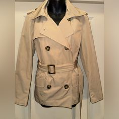 Forever 21 Tan Khaki Double Breasted Coat Jacket With Removable Belt. Size Medium Shell - Cotton And Polyester Lined / Extra Buttons Included / See Last Picture For Small Stain Fitted Forever 21 Outerwear With Pockets, Casual Outerwear From Forever 21, Forever 21 Button-up Outerwear, Casual Work Outerwear From Forever 21, Fitted Spring Outerwear By Forever 21, Casual Forever 21 Outerwear For Work, Chic Workwear Outerwear From Forever 21, Forever 21 Spring Outerwear For Work, Trendy Workwear Outerwear From Forever 21