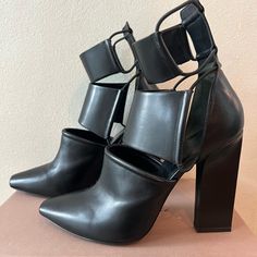 Never Worn Out Of House Alexander Wang Shoes, Strap Heels, Shoes Heels Boots, Alexander Wang, Shoes Women Heels, Heeled Boots, Alexander, Shoes Heels, Women Shoes