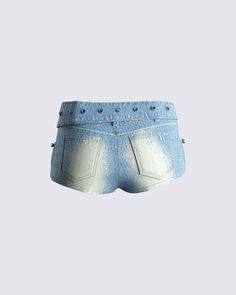 Nothing beats a cute pair of mini denim shorts 💙 Accented with stylish studs, faux front pockets, back patch pockets, and adjustable snaps - these belted shorts are a look that will never go out of style 🙌 Edgy Jean Shorts With Belt Loops, Edgy Denim Shorts With Belt Loops, Butterfly Stomach, White Corset Dress, Slippers Outfit, Mini Denim Shorts, Yellow Mini Dress, Outfit Inspired, Mesh Maxi Dress