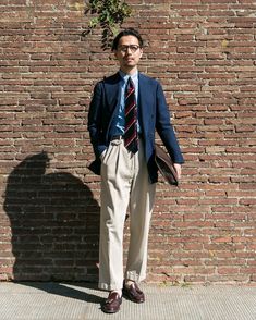 Americana Fashion Men, Asian Suits, Pitti Uomo Street Style, Japanese Workwear, Preppy Men, Smart Casual Wear, Ivy League Style, Preppy Style Summer, Mens Fashion Inspiration