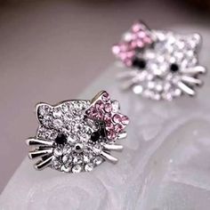 Nwt Beautiful Hello Kitty Earrings With Pink And White Gemstones Are Sure To Be A Win For The Perfect Hello Kitty Fan! Cute Cat Design Earrings For Party, Teen Accessories, Hello Kitty Stud Earrings, Turkey Jewelry, Hello Kitty Earrings, Hello Kitty Jewelry, Stud Fashion, Cat Earrings Studs, Cute Hello Kitty