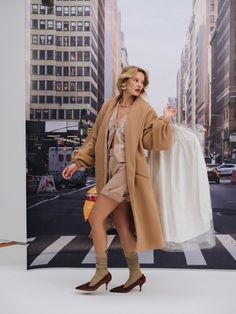 For Love & Lemons Essentials: Inspired by ultra-chic '90s outerwear—the Sadie brown coat is your wear-everywhere outer layer this fall. Crafted in a slightly fuzzy fleece, this oversized coat is cut to a minimalist silhouette with a rolled collar and functional hip pockets. 90s Outerwear, Rolled Collar, Minimalist Silhouette, Oversized Coat, White Noise, Brown Coat, Fleece Coat