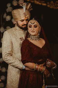 Bride Groom Photos Indian, Wedding Outfits For Couples, Bridal Outfits Indian, Bride Groom Photoshoot, Anniversary Wishes For Husband, Indian Bride Poses