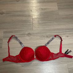 New Condition! W/O Tags Only Tried This On Never Worn Again & It’s Properly Cleaned. - Size 34 B Victoria's Secret Bras, Victorias Secret Set, Victoria Secret Bras, Push Up Bra, Victoria Secret, Women's Intimates, Push Up, Victoria's Secret, Lingerie