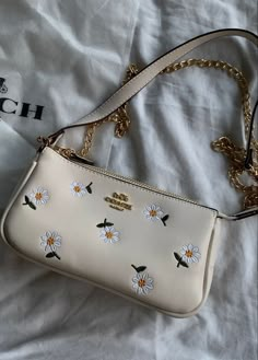 Flower Coach Bag, Cute Designer Bags, Coach Mini Bag, Trendy Purses, My Style Bags, Luxury Bags Collection, Handbag Essentials, Girly Bags, Girly Accessories