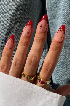 35 Trendy Red Nail Designs to Literally Fire Up Your Look in Seconds Almond Acrylic Nails Dark Colors, Red Biab Nails Short, Red Tip Nails, Almond Nails Red, Short Almond Nails, Nagel Tips, Classic French Manicure, Fake Nails With Glue