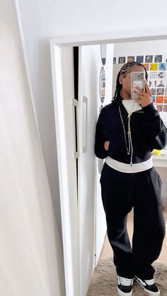 Winter Outfit Vans, Fall Vans Outfits, Outfit Ideas Vans, Bershka Outfit, Bershka Shoes, Outfit Black And White, Ootd Streetwear, Mode Zara