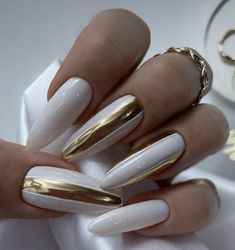 Gold Chrome Nails Designs, Gold Mirror Acrylic, Unghie Nail Art, Mirror Acrylic, Nails Gel, Fancy Nails, Chic Nails, Nail Polishes