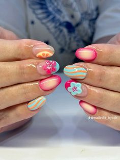 Nail Inspo Pastel Colors, Nail Designs Pink And Orange, Baby Shark Nails, Summer Cruise Nails, Nails For Hawaii Vacation, Mama Mia Nails, Fun Vacation Nails, Nails Preppy, Aloha Nails