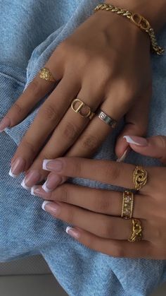 Manicured Nails, Dope Jewelry, Classy Jewelry, Minimalist Nails, Jewelry Lookbook, Stacked Jewelry, Classy Nails