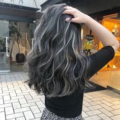 Japanese Hair Highlights, Japanese Highlights, Gray And Black Hair, Japanese Hair Color, Long Hair Perm, Japan Hair, Hair Color Underneath, Japanese Hair, Hair Color Streaks