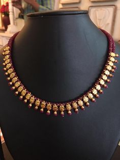 Rubies Jewelry Necklaces Beads, Ruby Beads Jewellery Indian, Ruby Necklace Designs, Ruby Jewelry Necklaces, Beautiful Diamond Necklace, Accessories Necklaces, Gold Jewelry Outfits, Wedding Party Wear, Pearl Jewelry Design