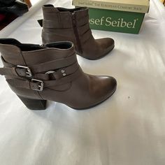 This Boot Has Never Been Worn Aside From Trying It On. Beautiful Grey Leather, Plush Liner, Rubber Sole, Zipper On Inside Of Ankle And 2.5 Inch Heel. Great Tough Girl Boot. Tan Chelsea Boots, Josef Seibel Shoes, Comfortable Ankle Boots, Short Ankle Boots, Studded Ankle Boots, Tough Girl, Black Leather Ankle Boots, Black Chelsea Boots, Josef Seibel