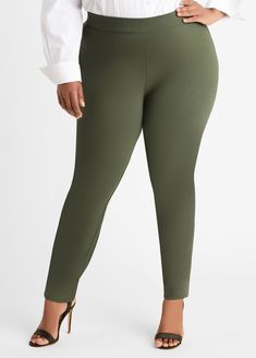 As a modern business woman, you need closet staples for your wardrobe that work 9 to 5 and after hours. Check out the Power Ponte Pull On Leggings. A perfect match to every top, these versatile leggings feature pull-on styling in comfortable stretch fabric and multiple colorways. Modern Business Woman, Pants For Work, Leggings Plus Size, Plus Size Work, Ponte Leggings, Effortless Outfit, Dressy Pants, Pants Plus Size, 9 To 5