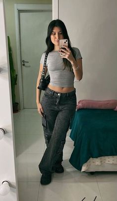 Baggy Style, Dream Clothes, Fashion Wear, Outfits Aesthetic, Teen Fashion