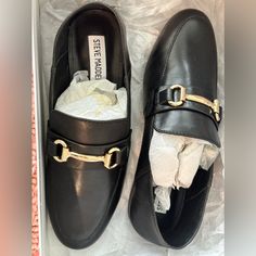 Steve Madden Leather Shoes Never Worn Shoes Steve Madden, Flat Color, Steve Madden Shoes, Moccasins, Leather Shoes, Steve Madden, Size 7, Women Shoes, Brand New