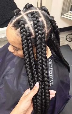 We love big box braids and have put together a list of 43 stunning looks to get you inspired! You will find trendy bobs, vibrant colors and more. Kids Box Braids, Blonde Box Braids, Braided Ponytail Hairstyles, Hair Done, Box Braids Styling